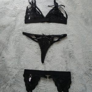 Black Lingerie Set